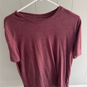 SHEIN Men's Burgundy Short Sleeve Tee